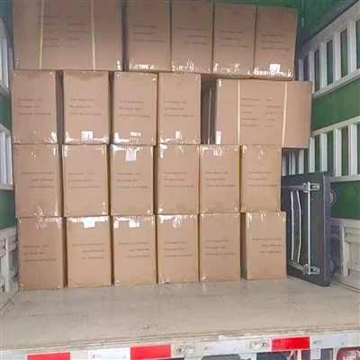 A specifikációhoz és az úton csomagolt kültéri sportkesztyűk